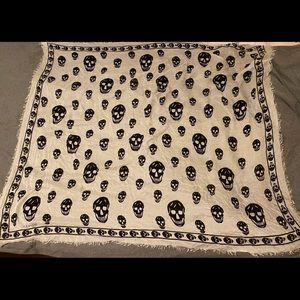 Alexander McQueen ivory skull scarf